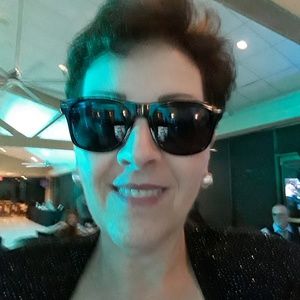 Meet your Posher, Paulette